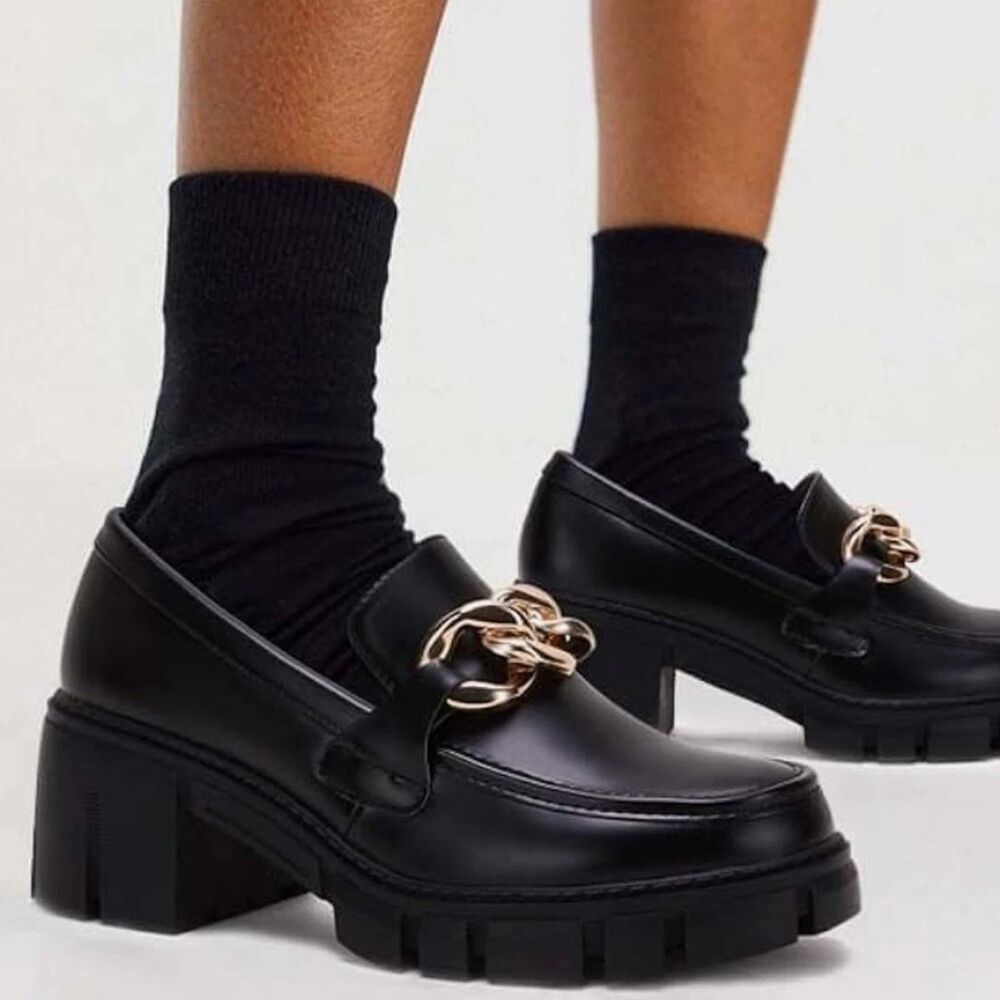 TINSTREE Platform Loafers Black Gold Chain Sz 8 Chunky Lug Sole Shoes Preppy